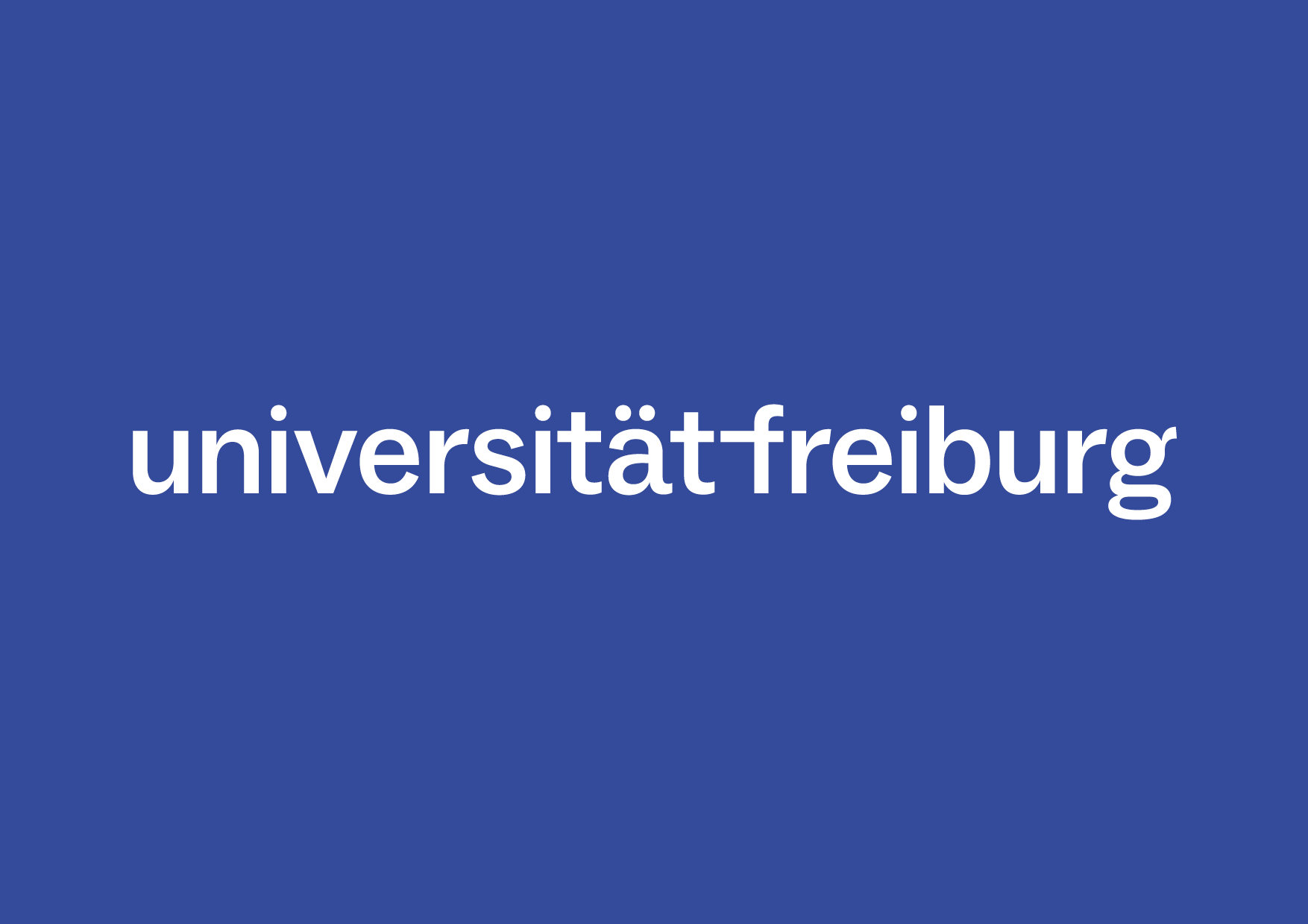 Weiße Wortmarke der Universität-Freiburg auf blauem Hintergrund